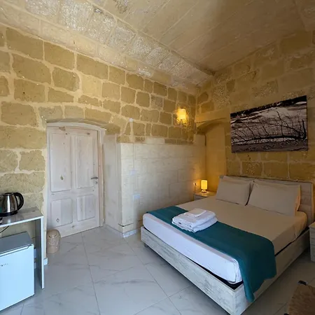 Bed & Breakfast Fiftyfour West Boutique Living Għarb