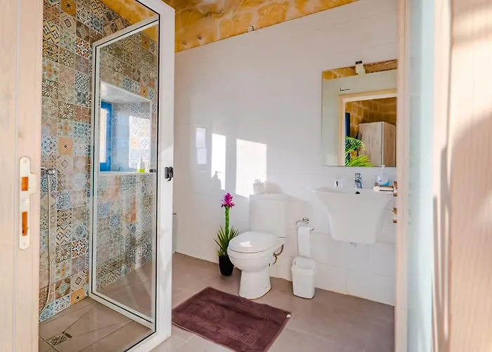 Fiftyfour West Boutique Living Għarb