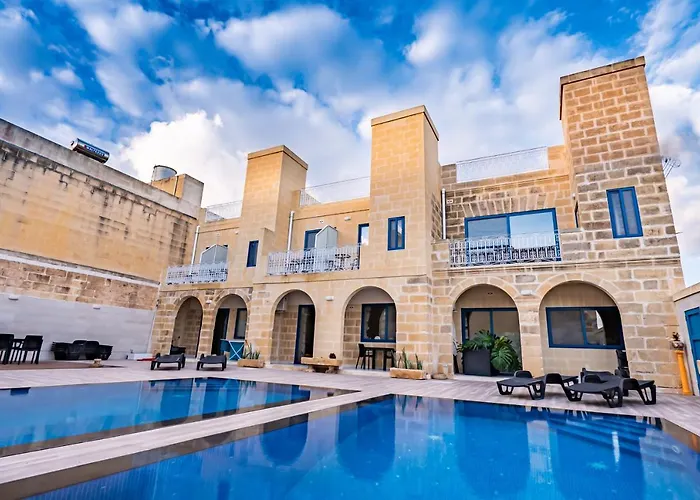 Fiftyfour West Boutique Living Couette-café