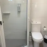 Fiftyfour West Boutique Living Bed & Breakfast 4*