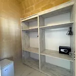 Fiftyfour West Boutique Living B&B 4*