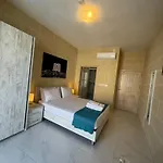 Bed & Breakfast Fiftyfour West Boutique Living 4*