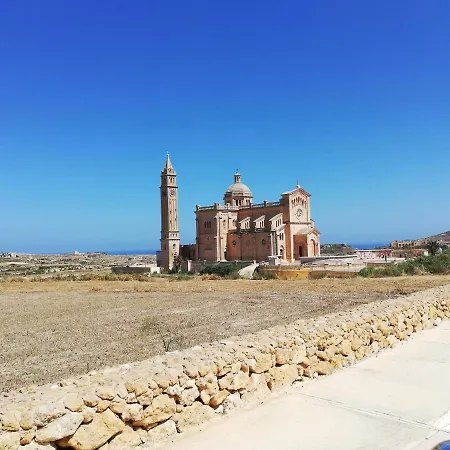 Fiftyfour West Boutique Living Bed & Breakfast