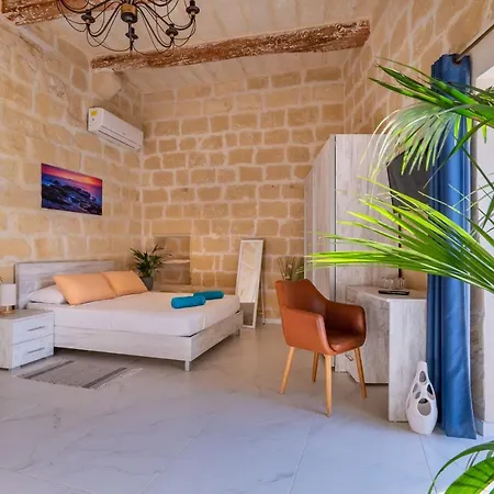 Fiftyfour West Boutique Living * Gharb (Gozo)