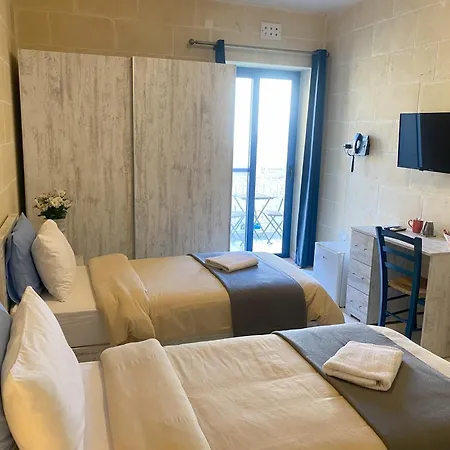 Fiftyfour West Boutique Living * Gharb (Gozo)