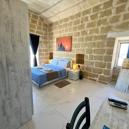 Fiftyfour West Boutique Living B&B *