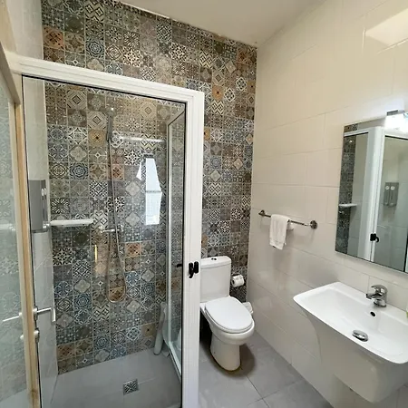 Oda ve Kahvaltı Fiftyfour West Boutique Living Għarb