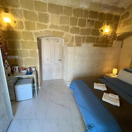 Fiftyfour West Boutique Living * Gharb (Gozo)