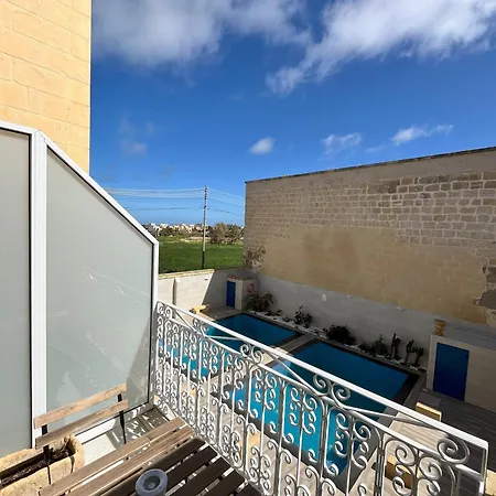 فندق مبيت وإفطار Fiftyfour West Boutique Living 4*