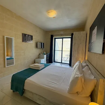 Fiftyfour West Boutique Living Bed & Breakfast