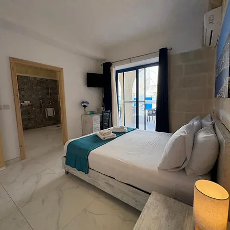 Fiftyfour West Boutique Living Bed & Breakfast