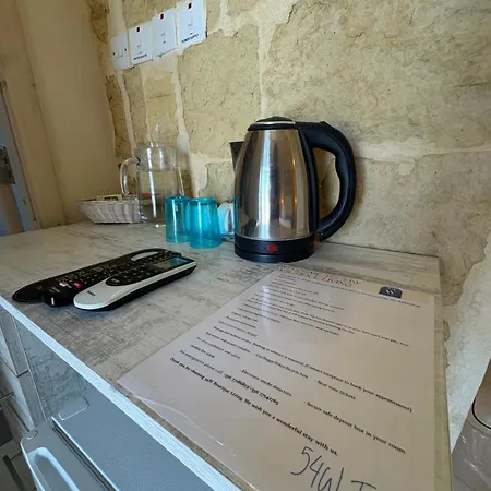 Bed & Breakfast Fiftyfour West Boutique Living Gharb (Gozo)