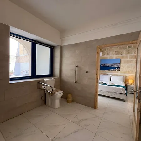 Fiftyfour West Boutique Living Għarb