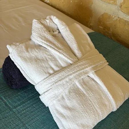 Fiftyfour West Boutique Living 4* Għarb