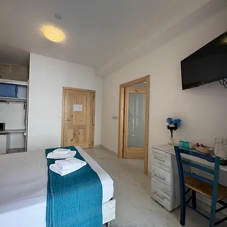 Bed & Breakfast Fiftyfour West Boutique Living 4*