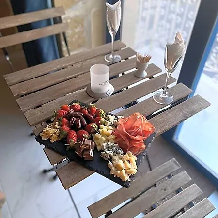 Fiftyfour West Boutique Living ベッド・アンド・ブレックファスト