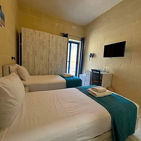 Fiftyfour West Boutique Living 4*