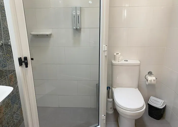 Fiftyfour West Boutique Living B&B 4*