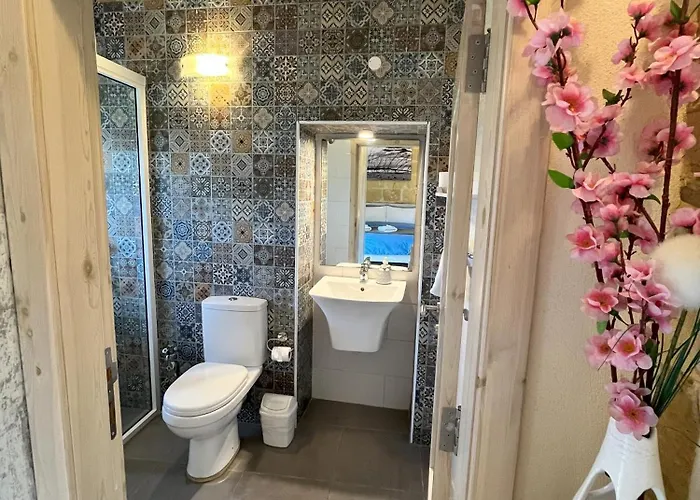 Fiftyfour West Boutique Living B&B