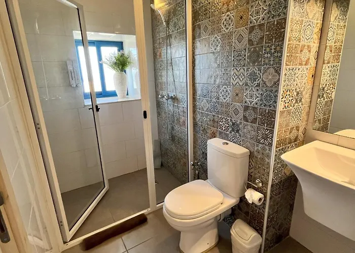 Fiftyfour West Boutique Living Bed and breakfast 4*