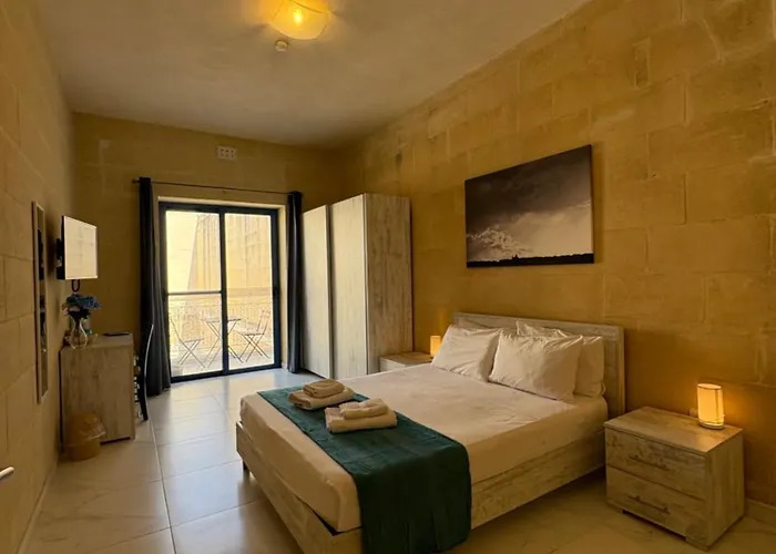 Fiftyfour West Boutique Living 4* Għarb