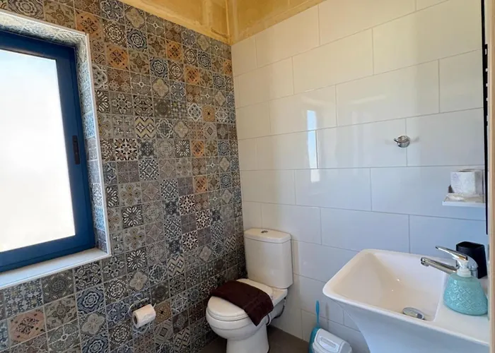 Fiftyfour West Boutique Living Bed and breakfast Għarb