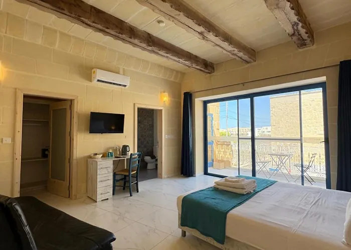 Fiftyfour West Boutique Living B&B